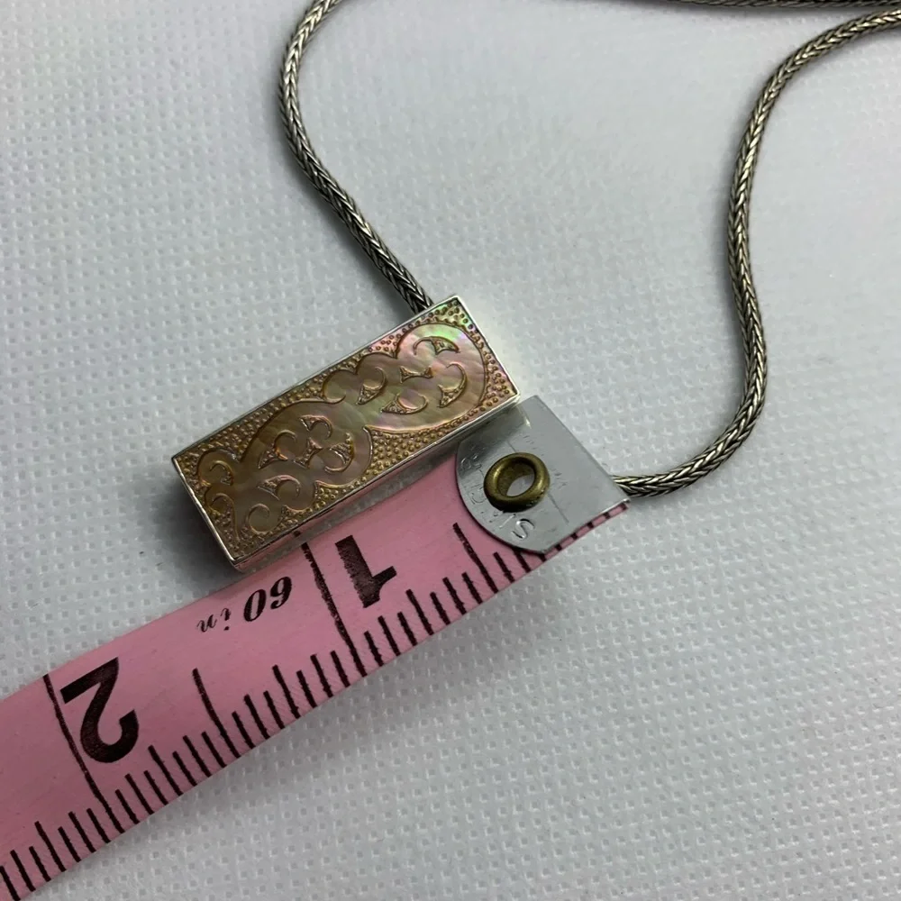 Lois Hill Mother Of Pearl Necklace New No Tags